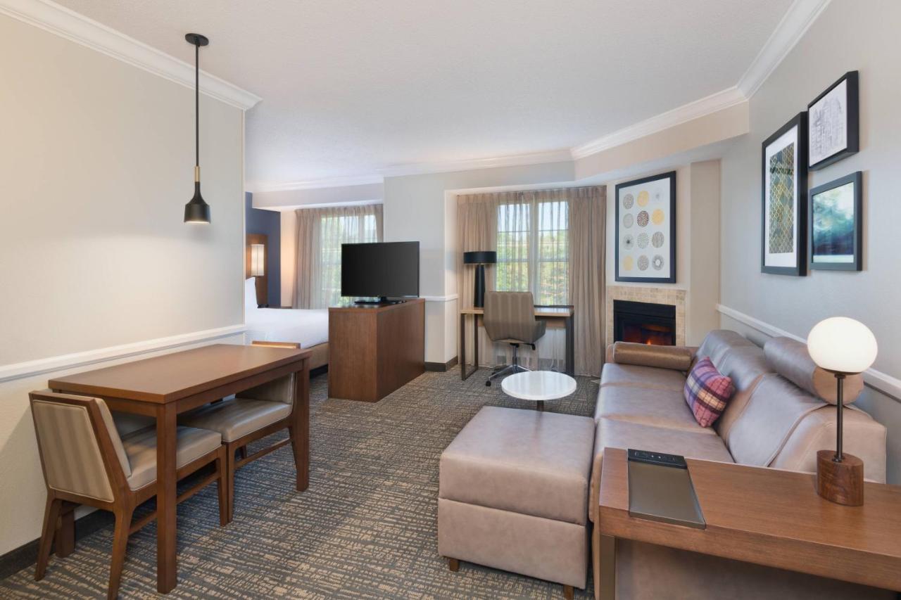 Residence Inn By Marriott State College Exterior foto