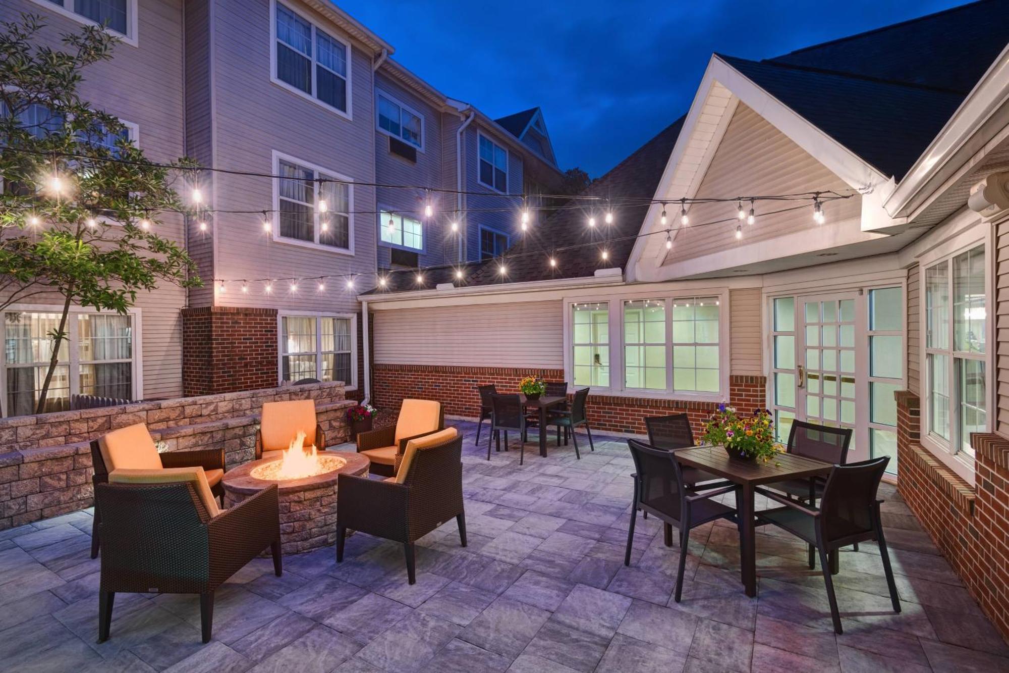 Residence Inn By Marriott State College Exterior foto